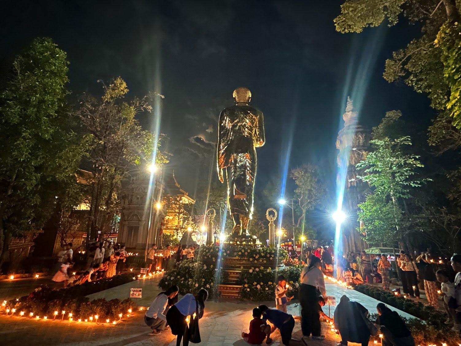 A Night of Candlelight and Devotion of Meak Bochea